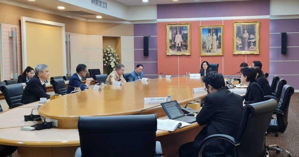 สำนักงาน ก.พ.ร. จัดประชุมคณะอนุกรรมการพัฒนาระบบราชการเกี่ยวกับการส่งเสริมและยกระดับการอำนวยความสะดวกในการพิจารณาอนุญาตของทางราชการและการประกอบธุรกิจ ครั้งที่ 1/2564