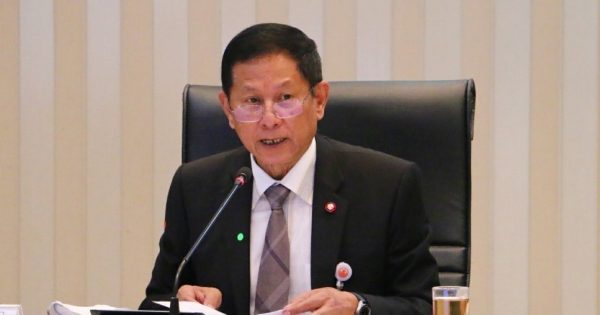 สำนักงาน ก.พ.ร. คณะกรรมาธิการบริหารราชการแผ่นดิน วุฒิสภา นำโดยพลเอก อกนิษฐ์ หมื่นสวัสดิ์ ประธานคณะกรรมาธิการและคณะ ได้ประชุมเพื่อติดตามการปฏิรูปประเทศด้านการบริหารราชการแผ่นดิน